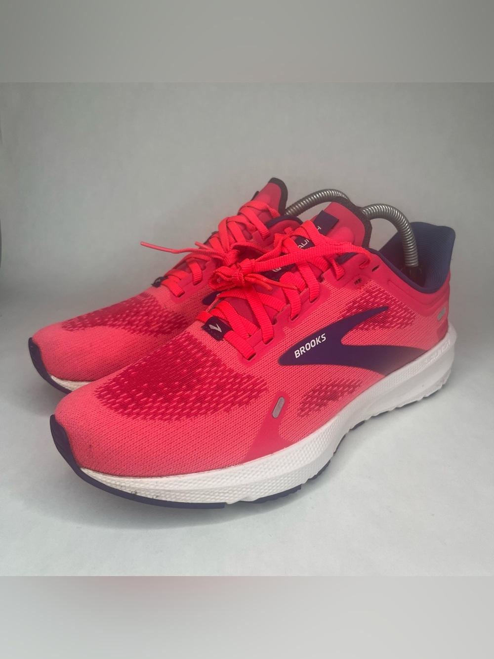 Brooks Launch 9 Women’s Pink Running Shoes